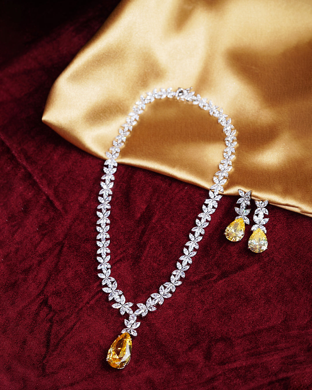 Noor Raaga Diamond Set