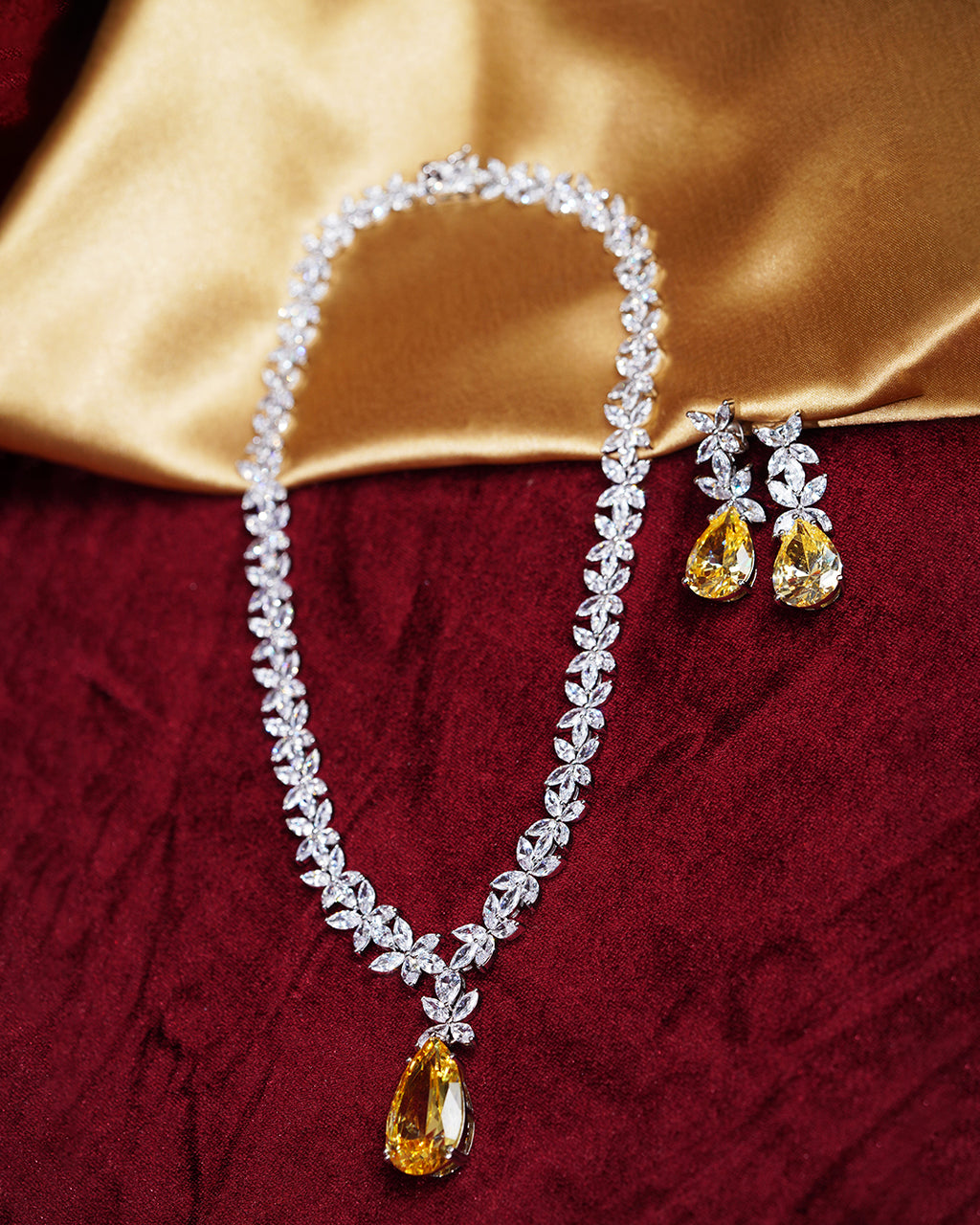 Noor Raaga Diamond Set