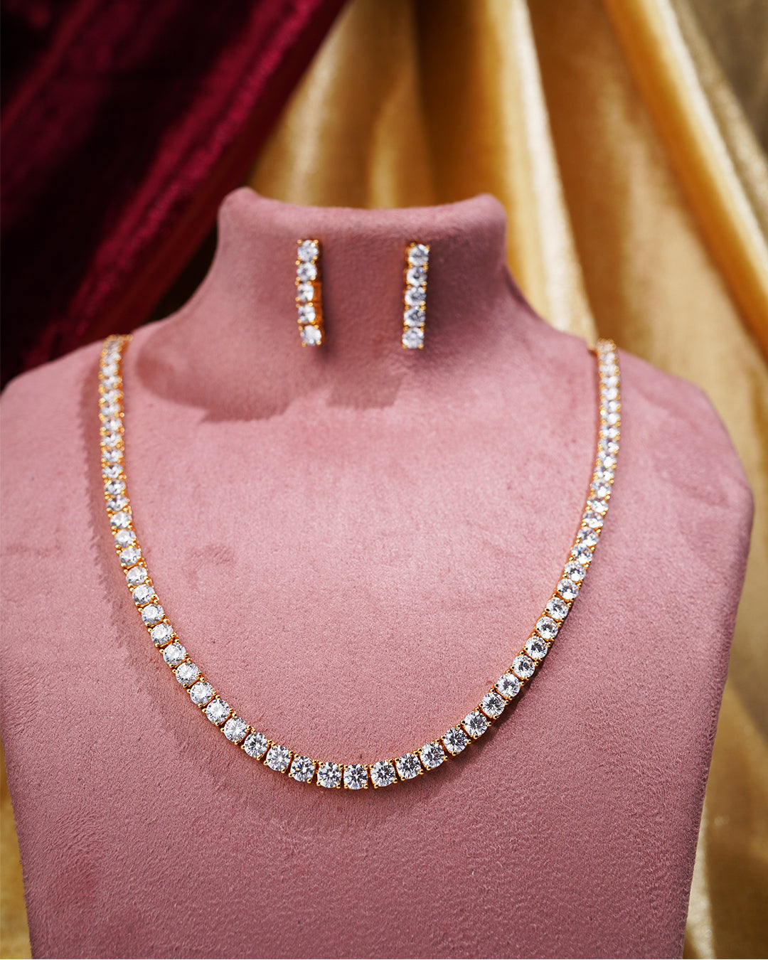 Tejasvi Glow Raaga Diamond Set