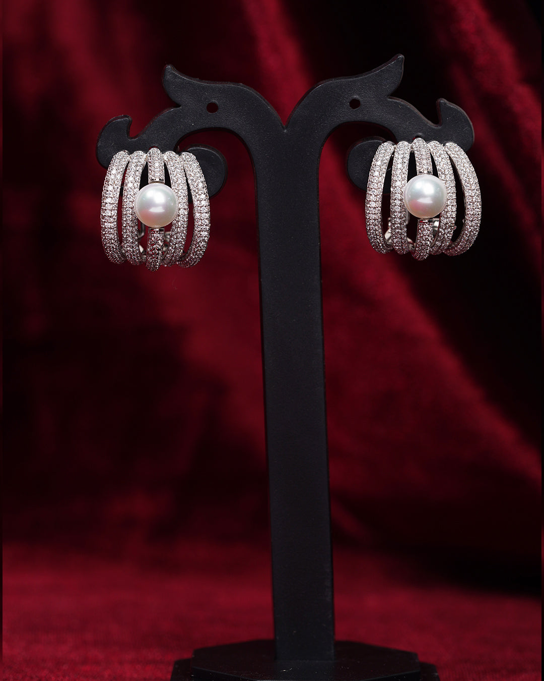 Mukta Ananta Raaga Diamond earrings