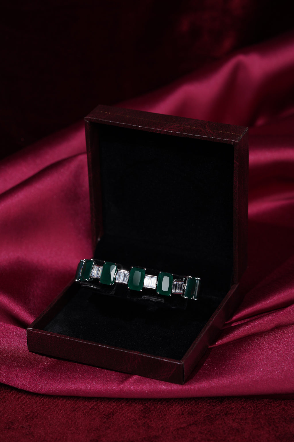 Emerald Radiance Statement Bracelet