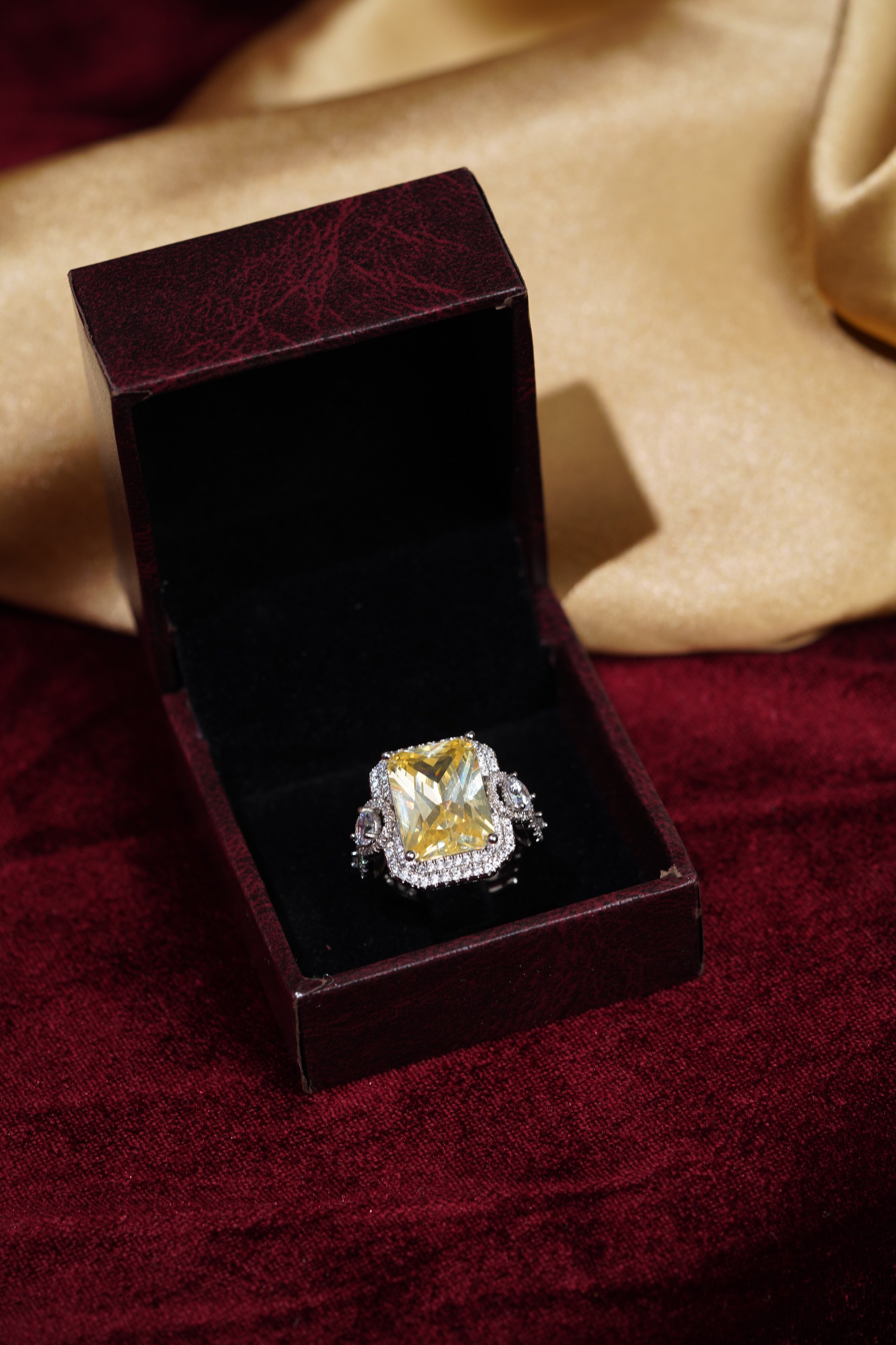 Citrine Majesty Raaga Ring