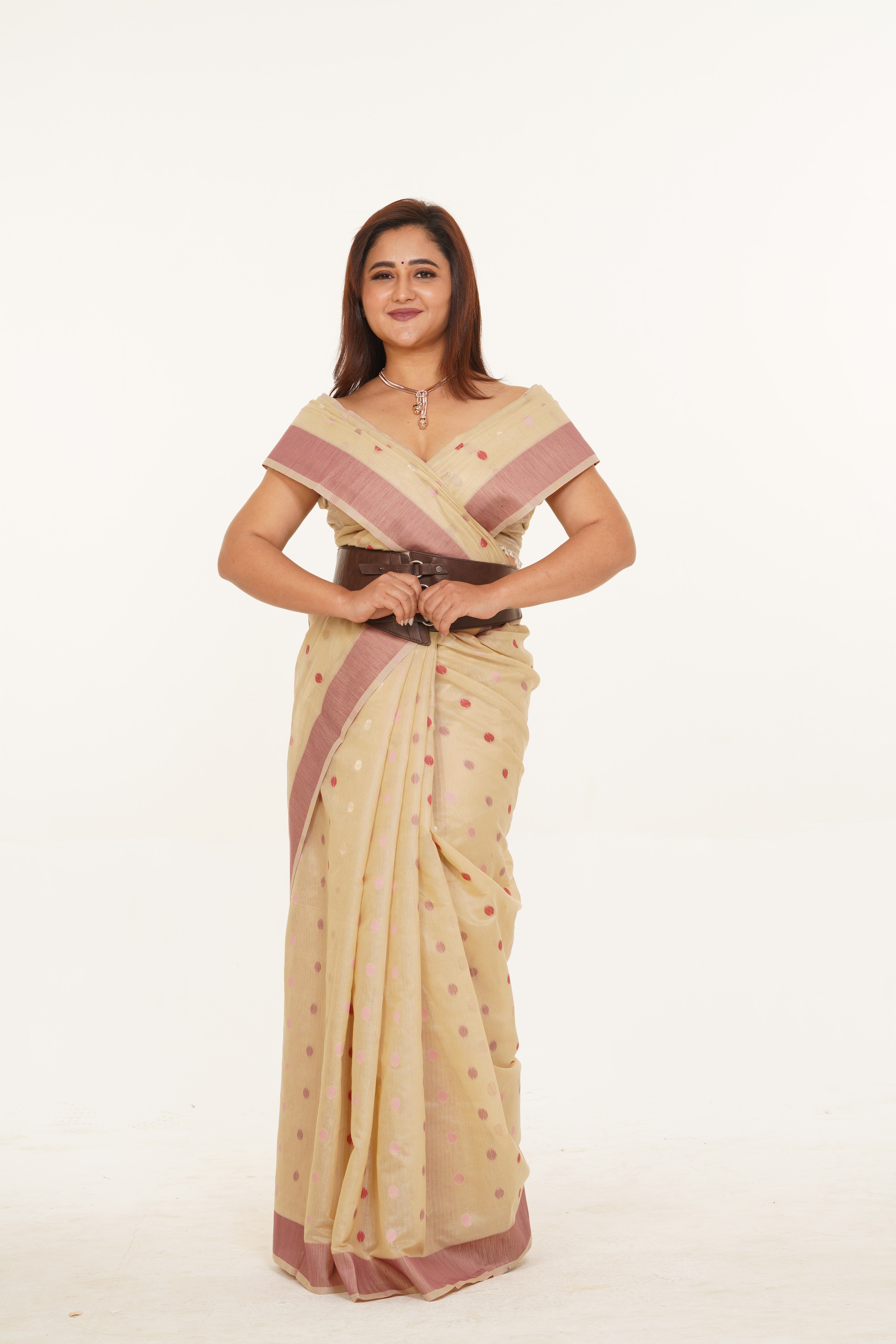 Alphanude Linen Butta Saree - Beige