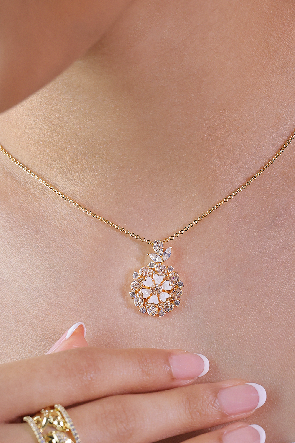 Golden Blossom Radiance Set